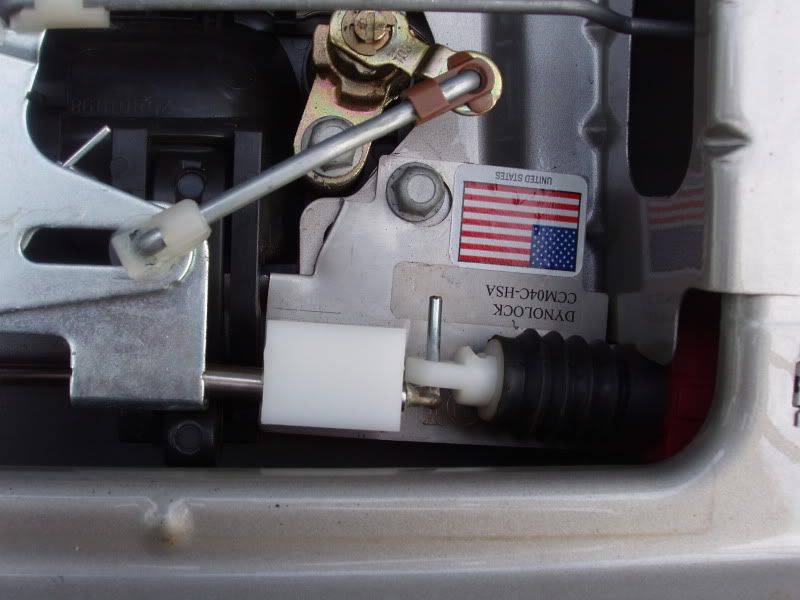 How To Install A Electric Tailgate Lock Chevrolet Colorado & GMC